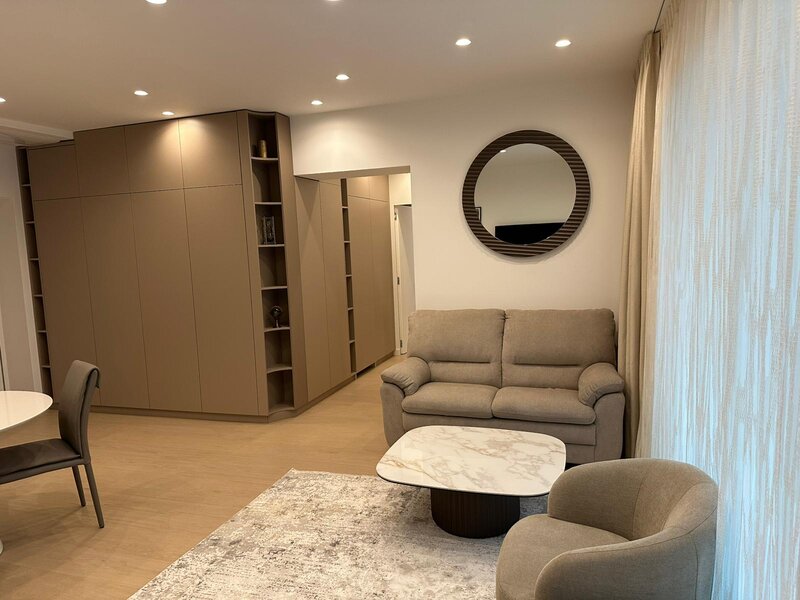 Aviatiei, Promenada Mall,